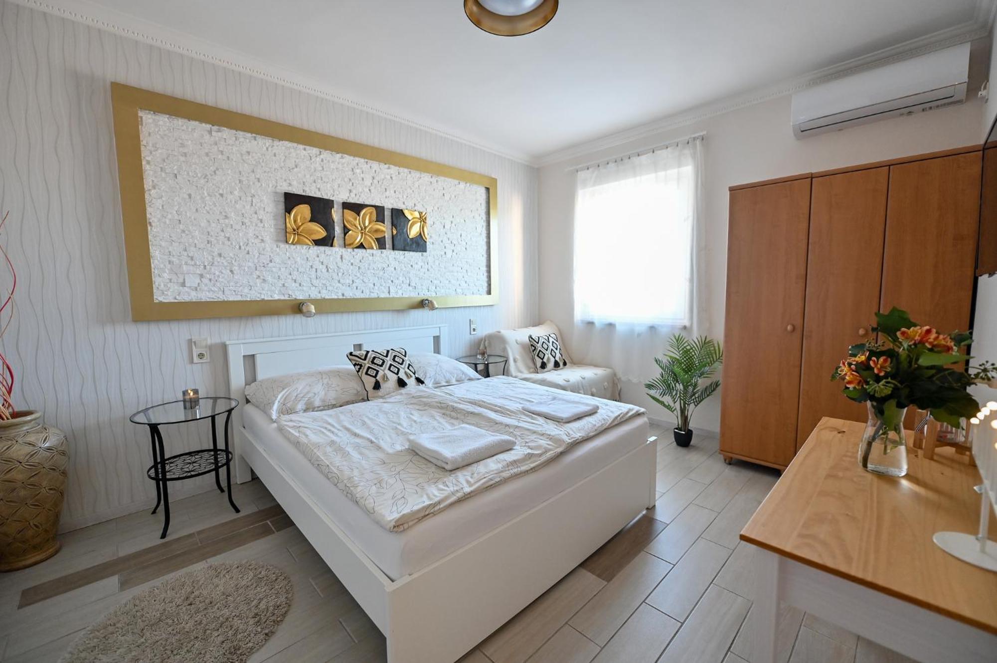 Bellavista 1 Apartman Eger Exterior foto